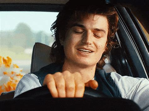 steve harrington gifs|steve harrington desktop wallpaper.